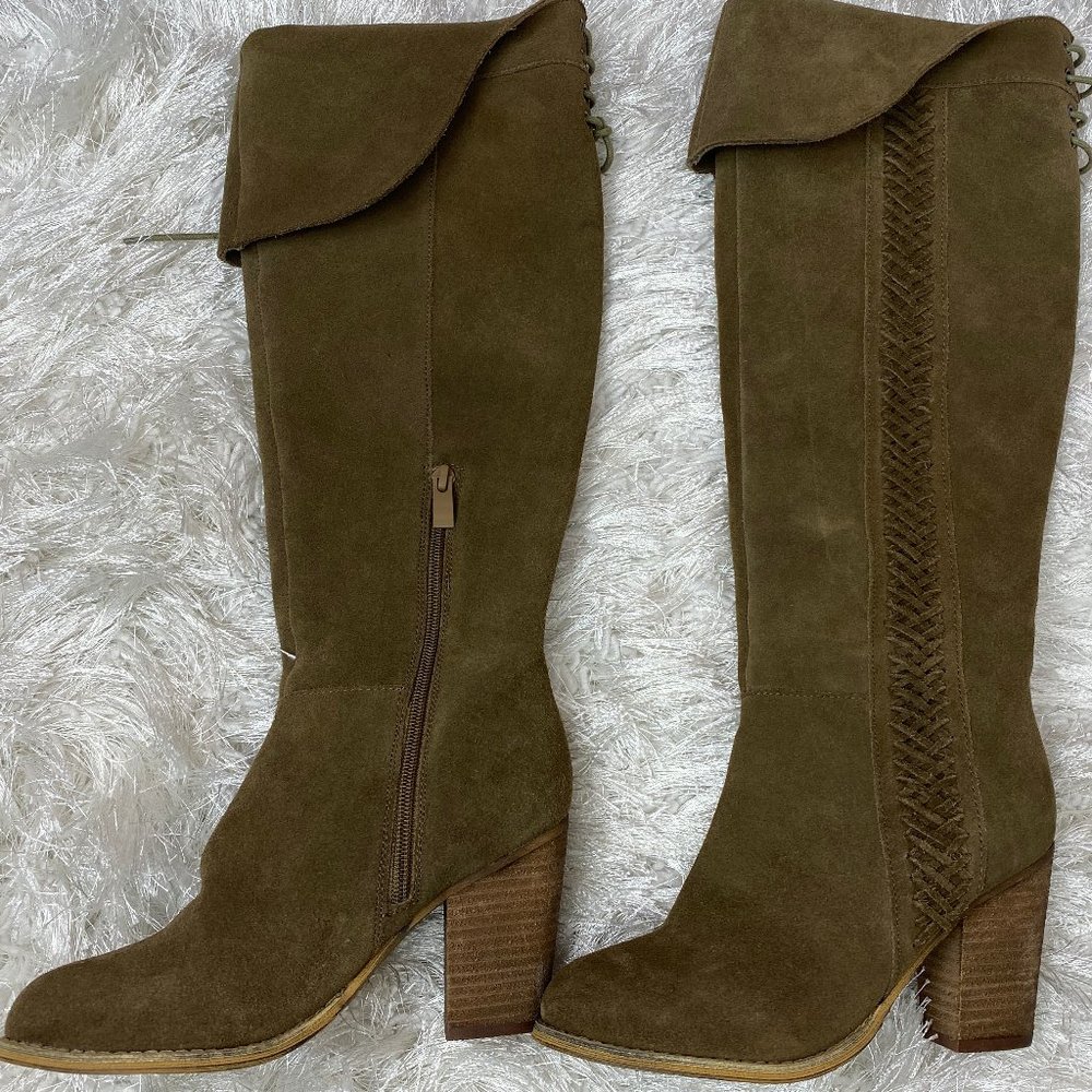 Sbicca Spokane Closed Toe Knee High Leather Boots